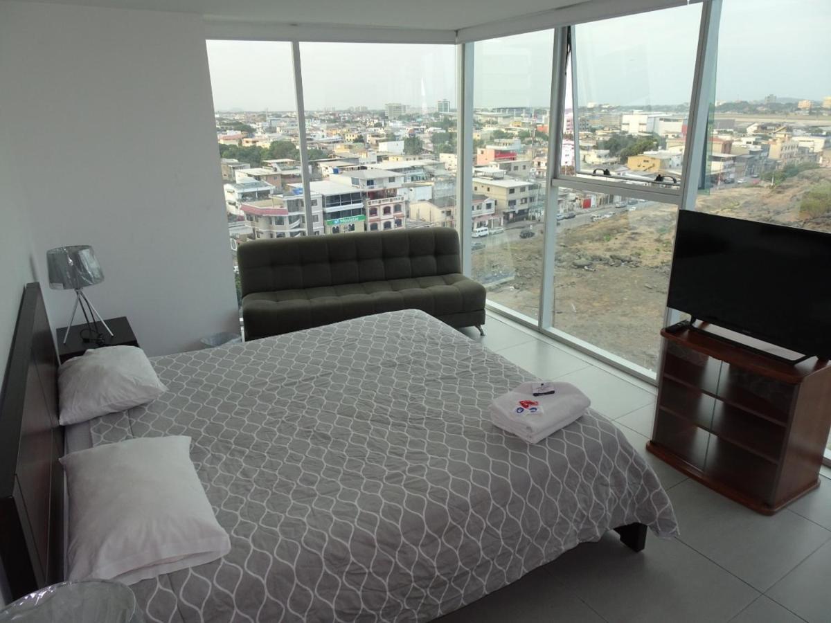 Quo Habitación En Lujoso Departamento A 1 Minuto Del Aeropuerto